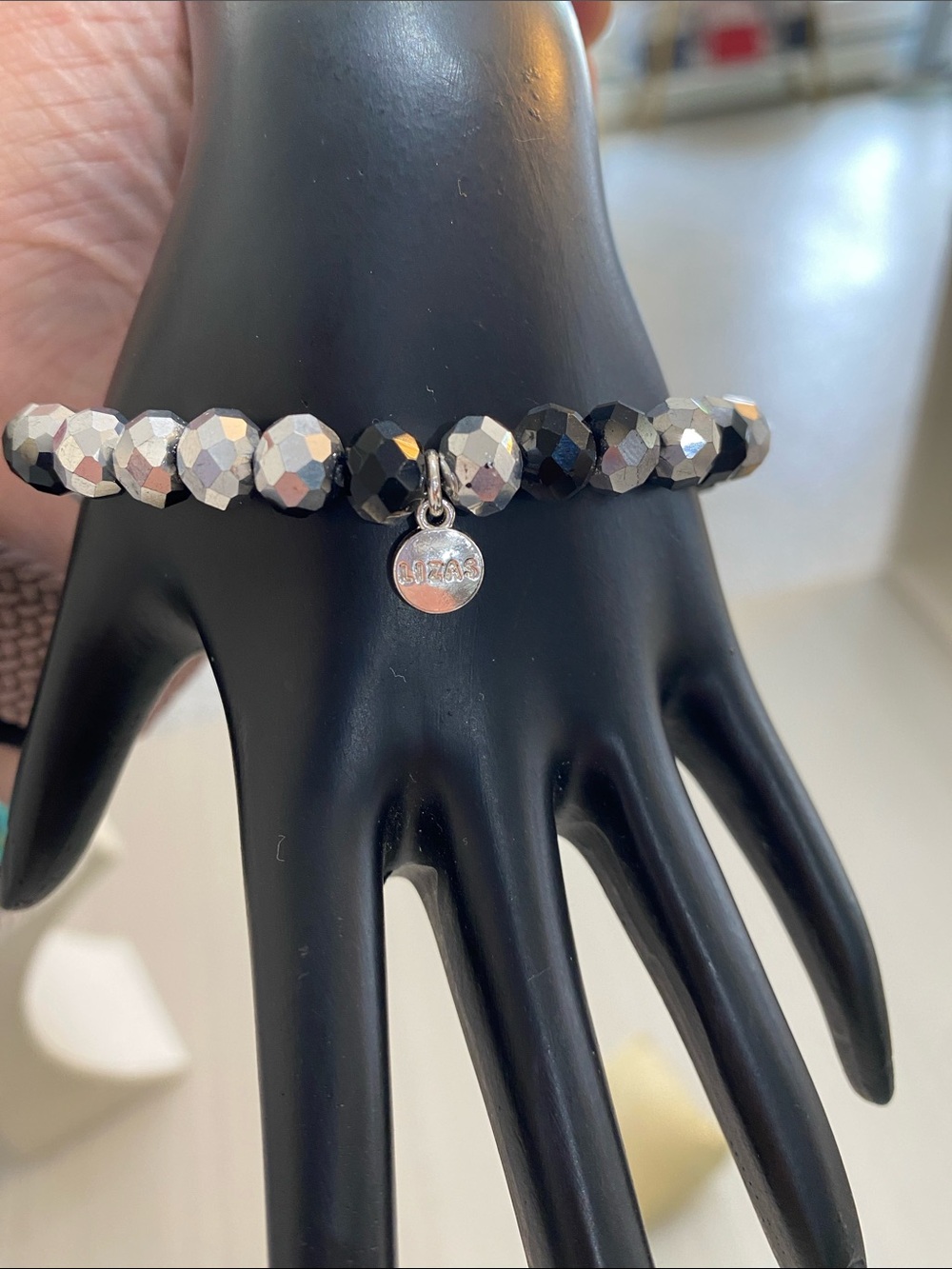 Beaded Glass Stretch Bracelet with Lizas Logo Charm - Silver/Black - Picture 3 of 5